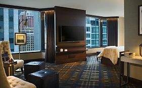 Renaissance Chicago Downtown Hotel
